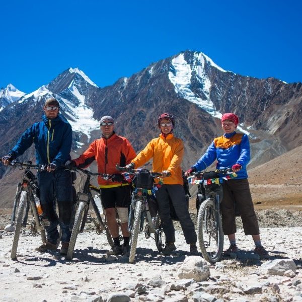 Cycling_in_Himalayas