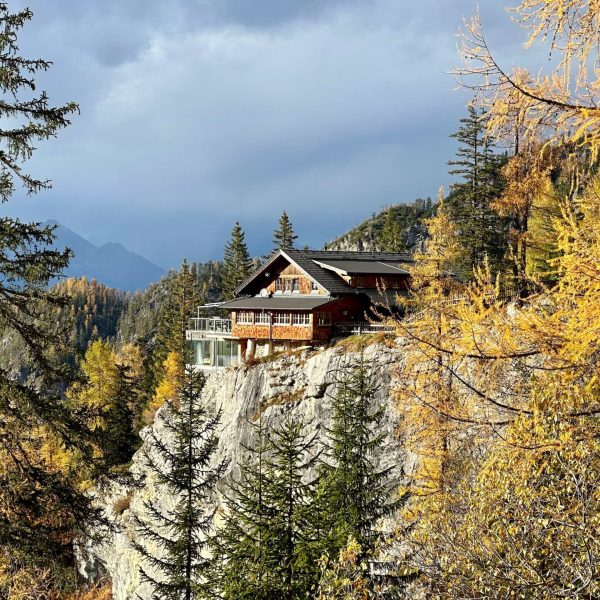 Tyrol-Austria-Dolomitenhutte