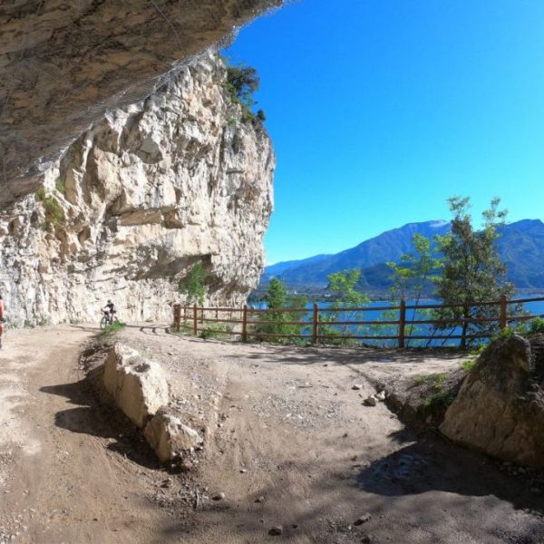 top-4-bike-itineraries-on-lake-garda-1200x800-1-1024x683